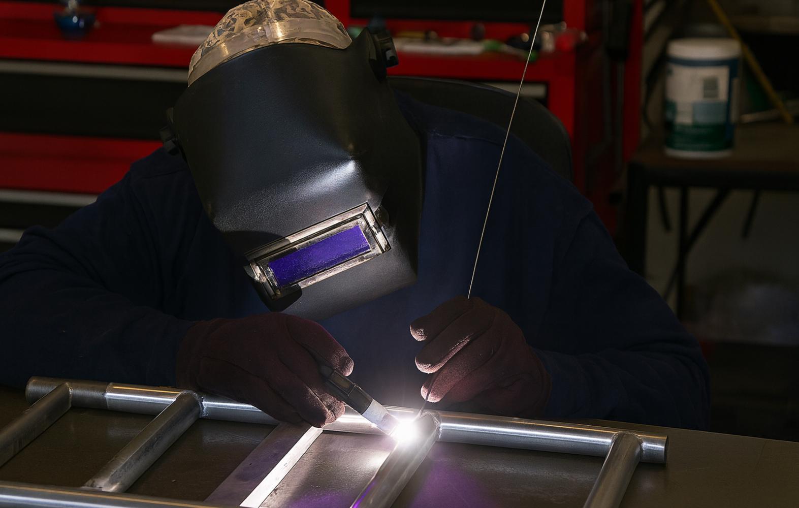 Как варить алюминий в домашних условиях: выбор аппарата и техника